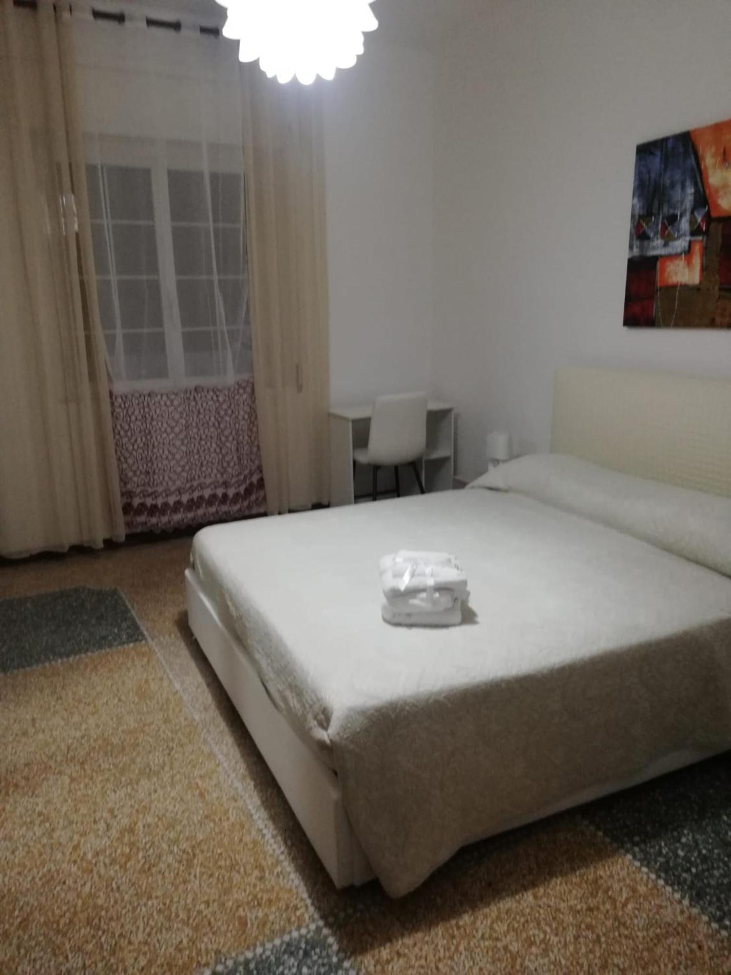 La Casa Di Anna Daire Taranto Dış mekan fotoğraf